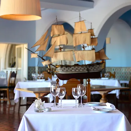 ホテル ポサダ デ サグレス