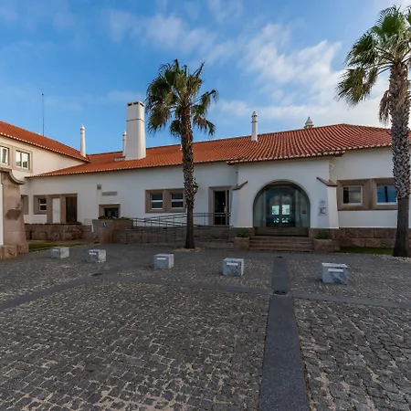 Hotel De 4*